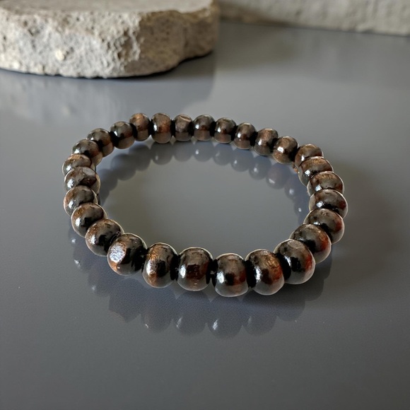 🔴 5 for $10 ONE Brown Wooden Beaded Stretchy Bracelet - Picture 1 of 16